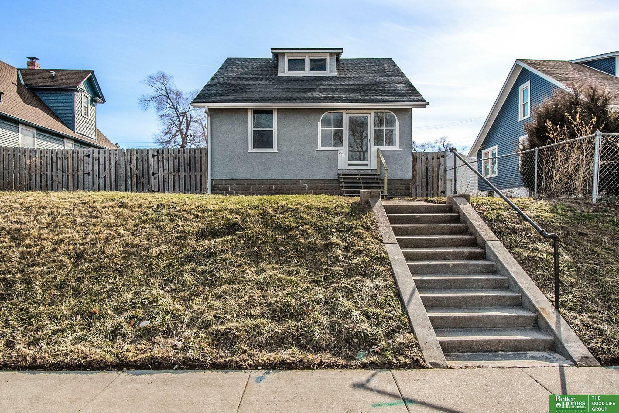 Property Photo:  2911 Ellison Avenue  NE 68111 