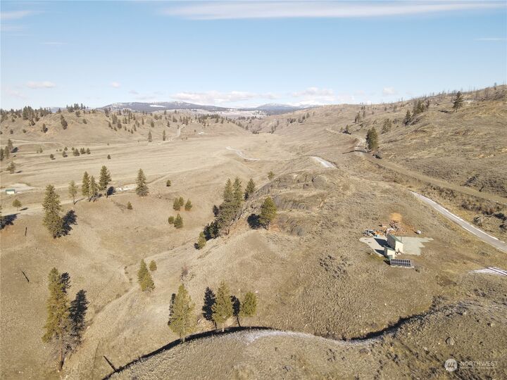 Property Photo:  3  Point Drive  WA 98844 