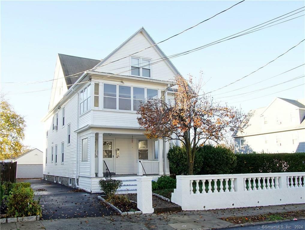 Property Photo:  22 Richardson Street  CT 06610 