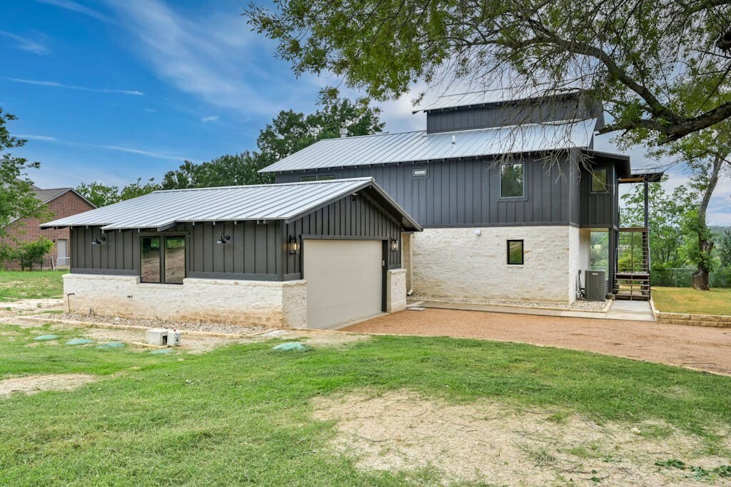 Property Photo:  2512 S Pace Bend  TX 78669 