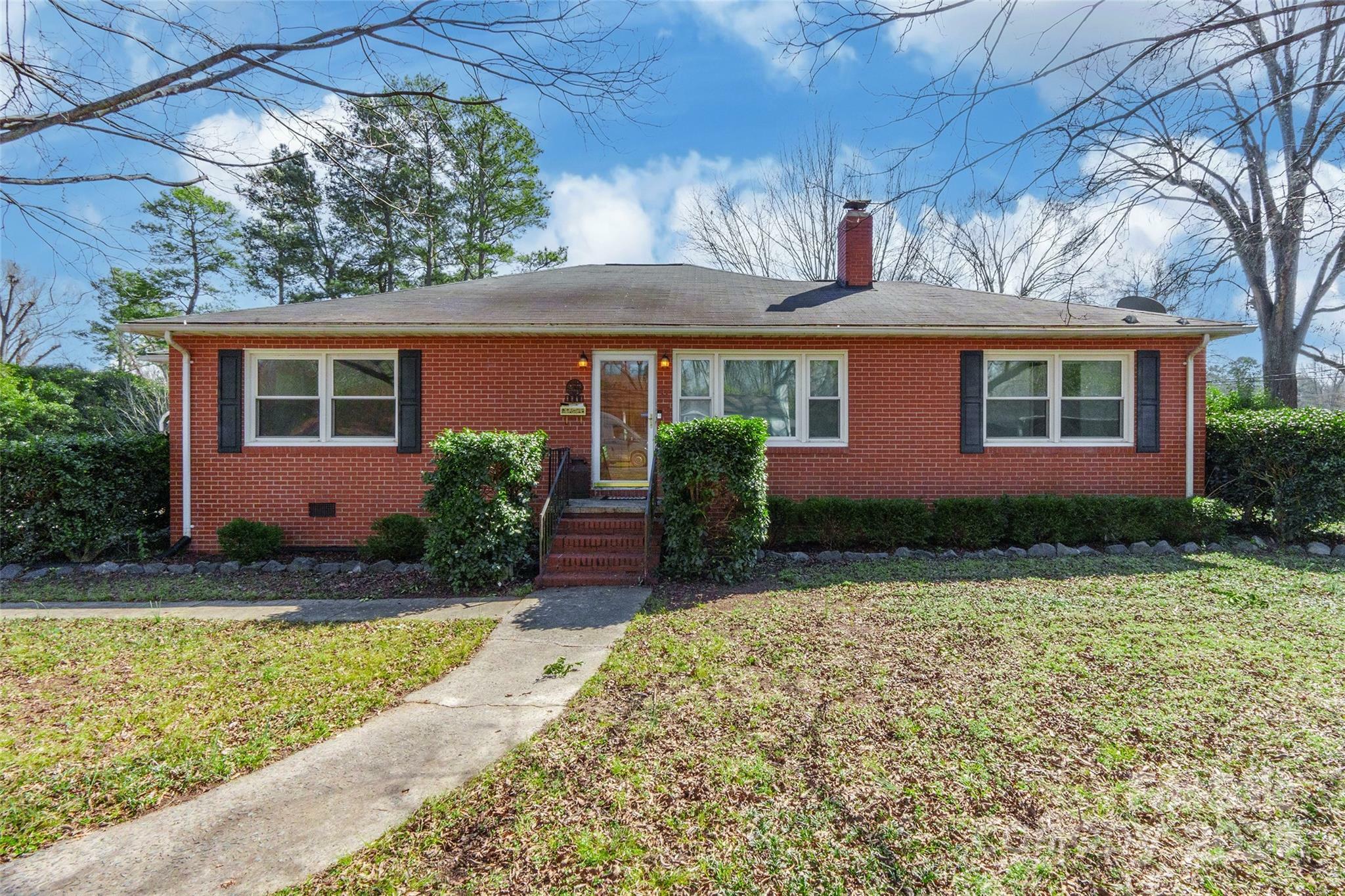 Property Photo:  1111 Ann Street  NC 28112 