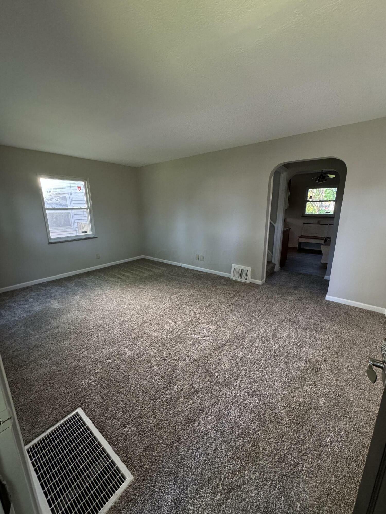 Property Photo:  1758 Bide A Wee Park Avenue  OH 43205 