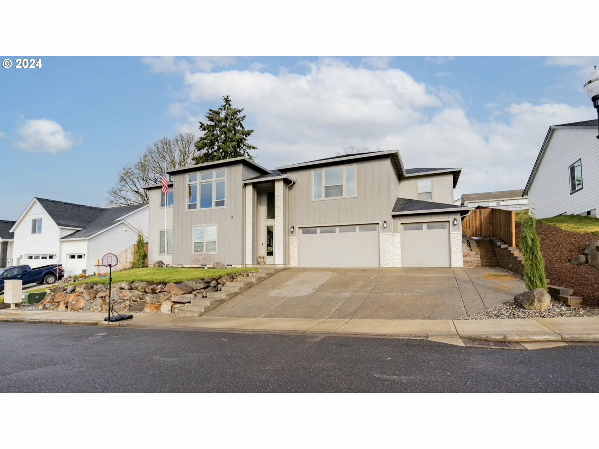 Property Photo:  123 W 13th Way  WA 98629 