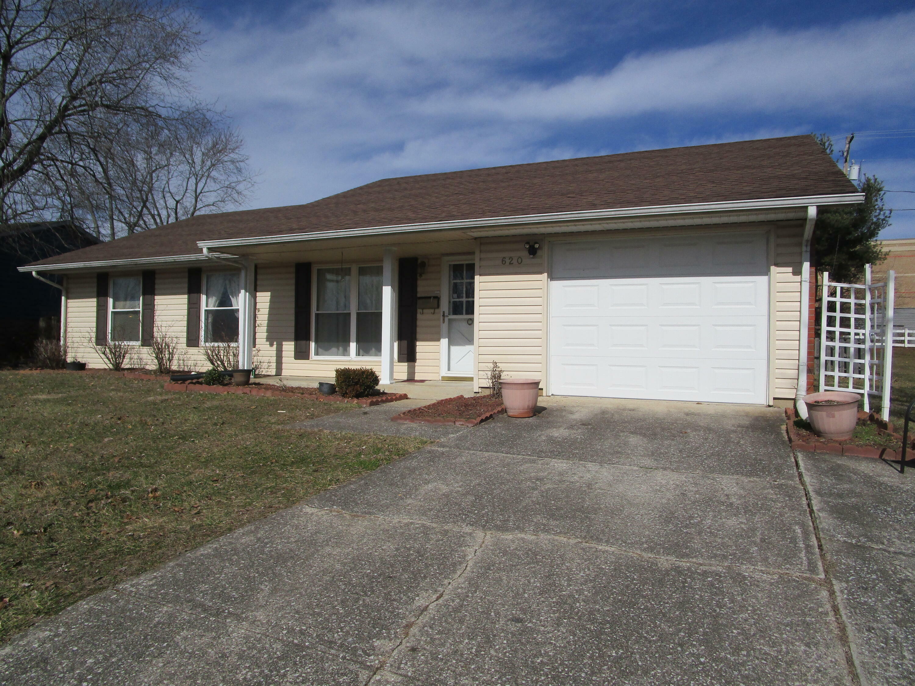 620 Alfa Drive  Frankfort KY 40601 photo