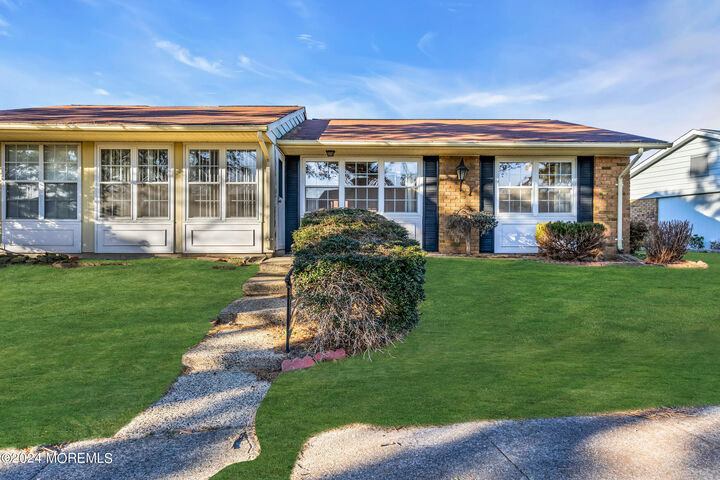 35D Edinburgh Lane  Manchester NJ 08759 photo