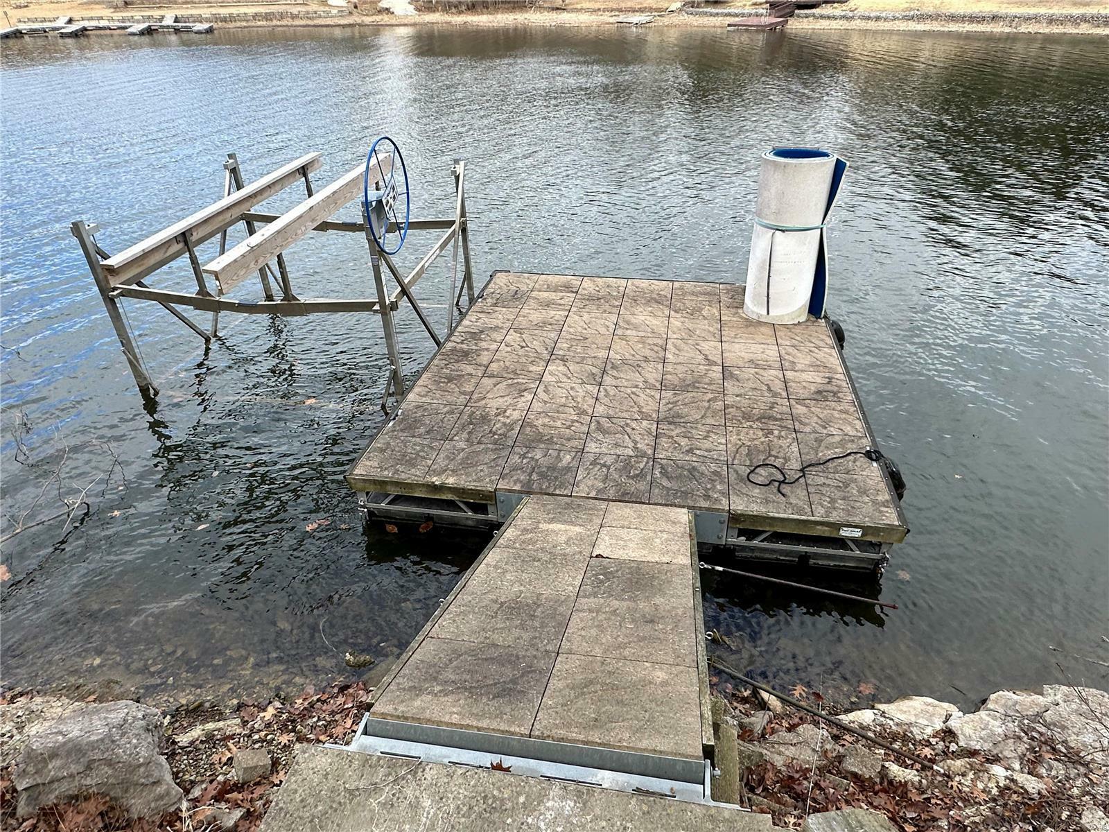 Property Photo: 1356 S Lake Sherwood Drive MO 63357