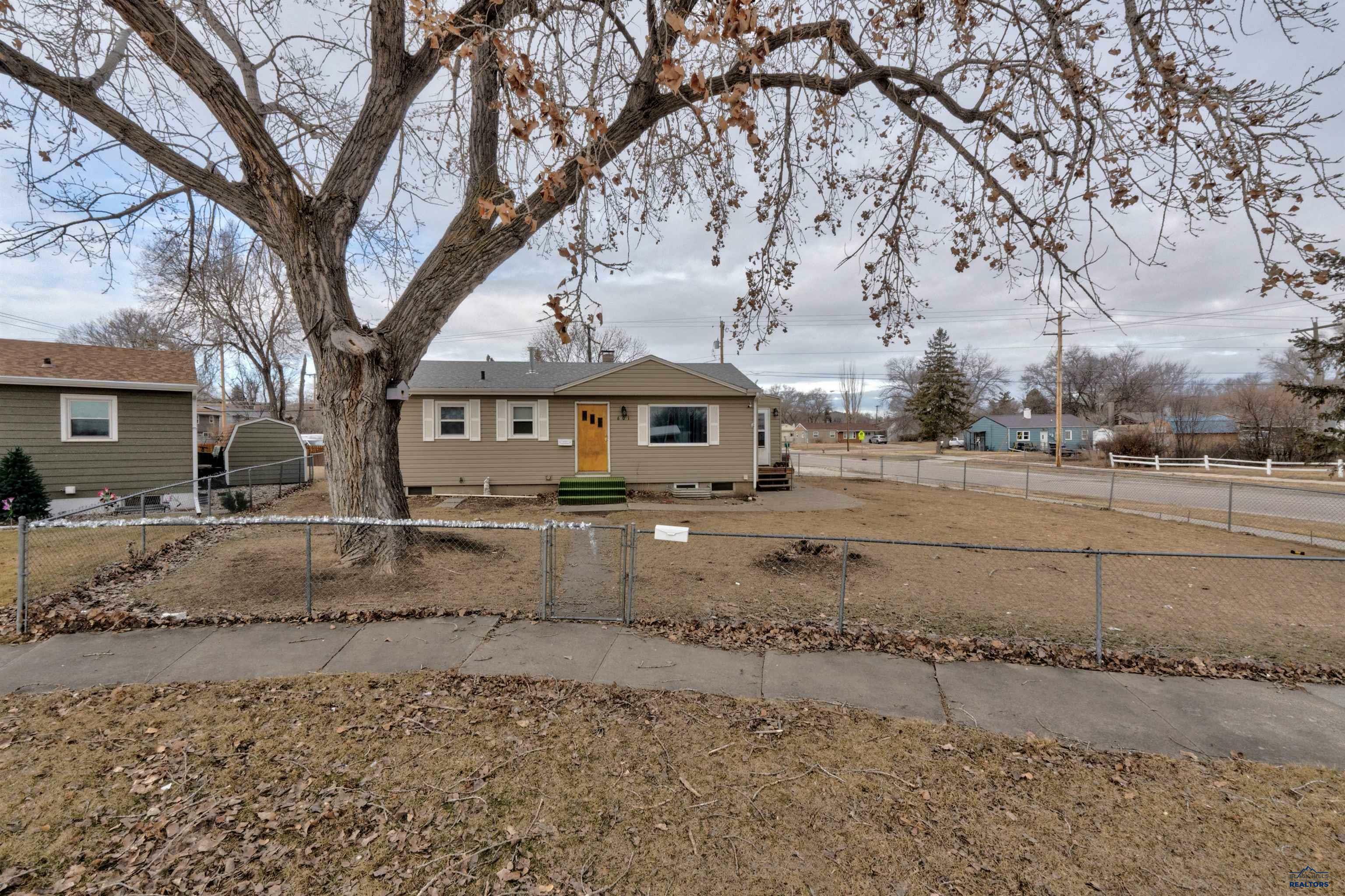 Property Photo:  601 Haines Ct  SD 57701 