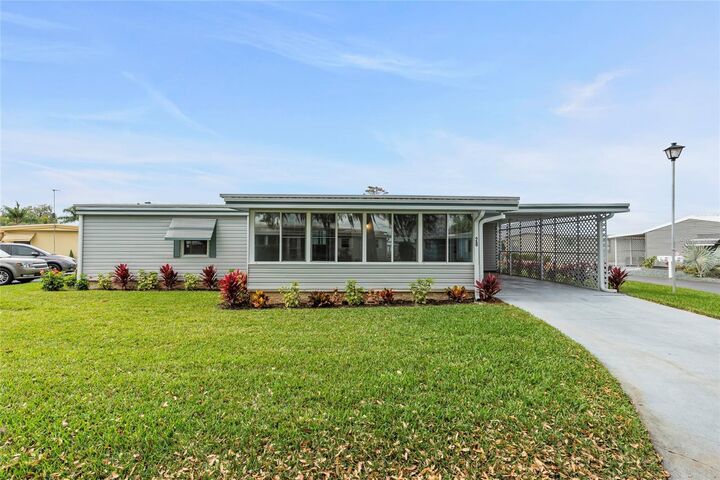 28 Captains Point  Fruitland Park FL 34731 photo