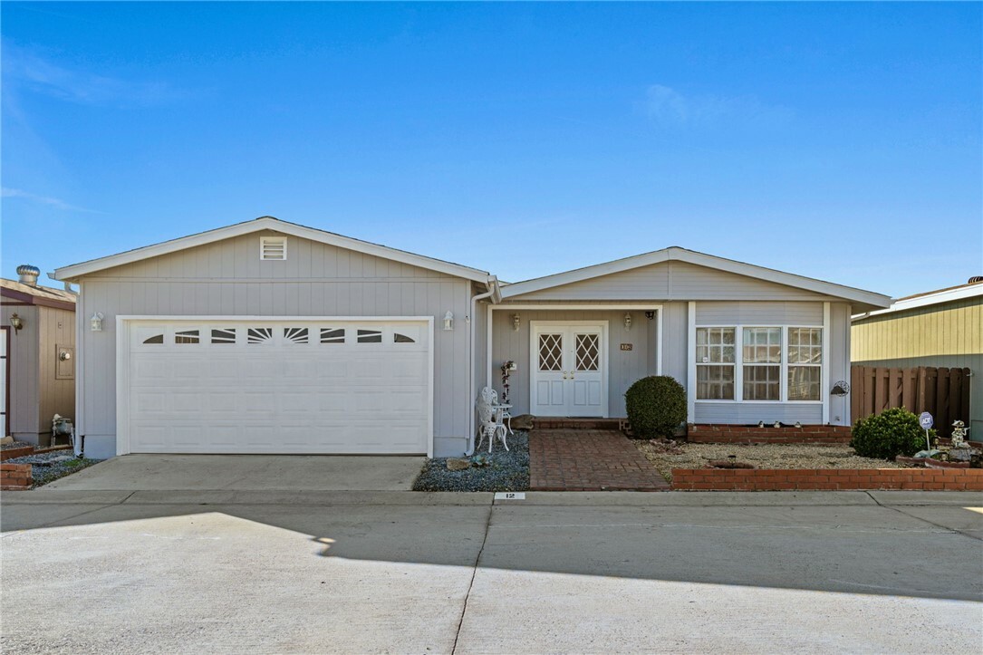 Property Photo:  27250 Murrieta Road 12  CA 92586 