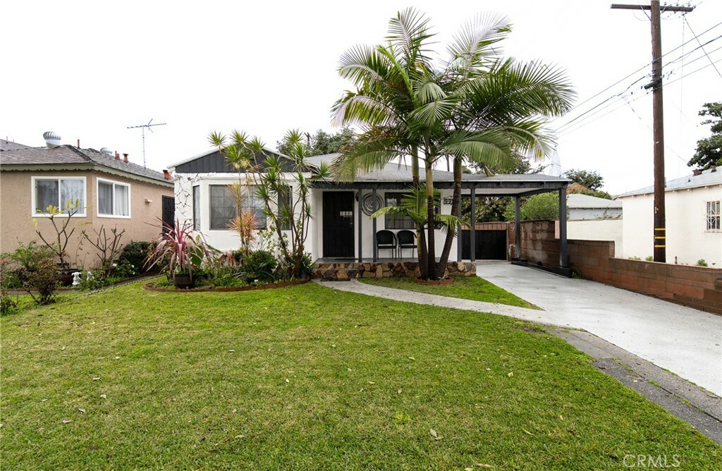 Property Photo:  9925 Jackson Avenue  CA 90280 