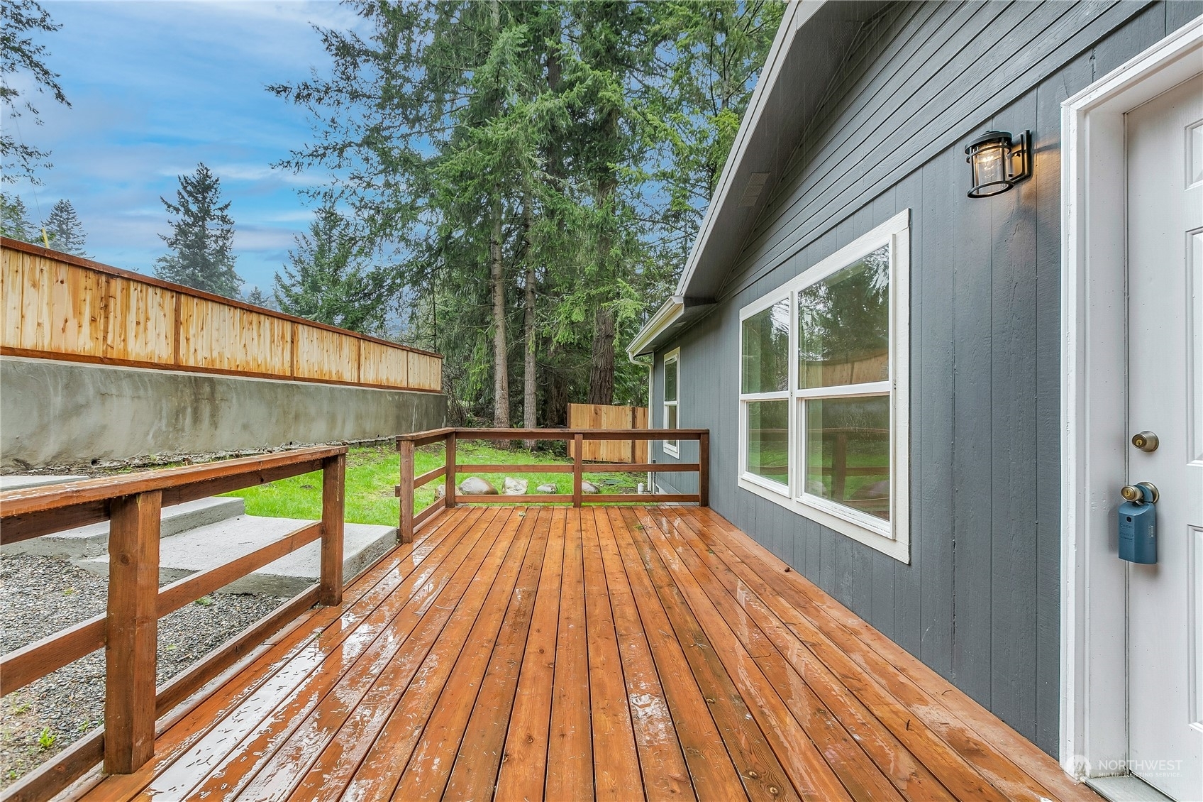 Property Photo:  13906 166th Avenue SE  WA 98576 