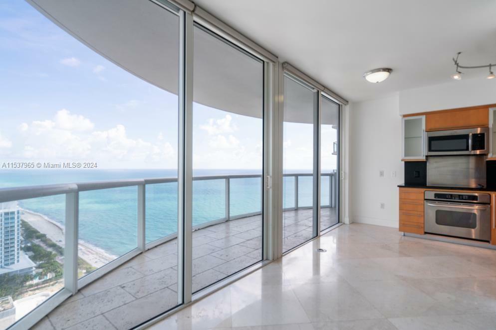 Property Photo: 6365 Collins Ave 3309 FL 33141