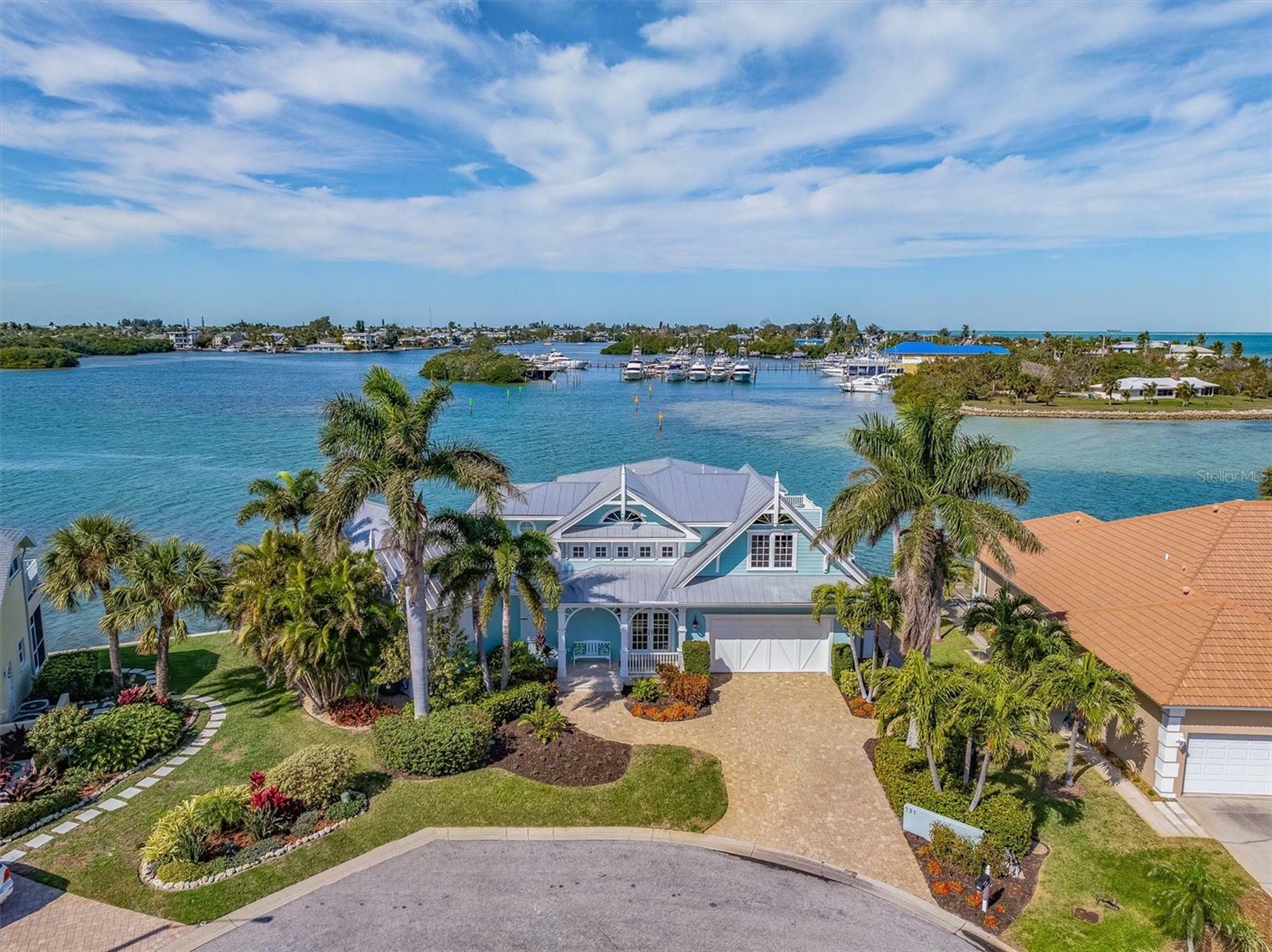 Property Photo:  731 Key Royale Drive  FL 34217 