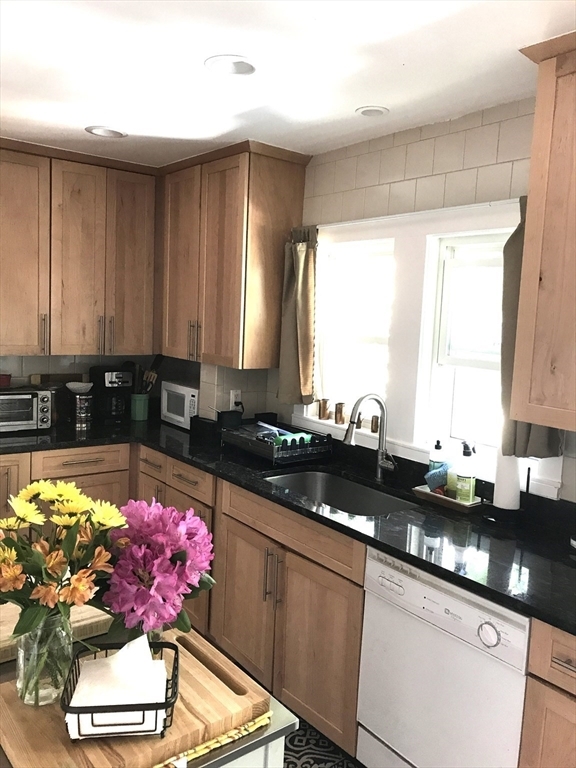 Property Photo: 11 York Ave. 11 MA 02472