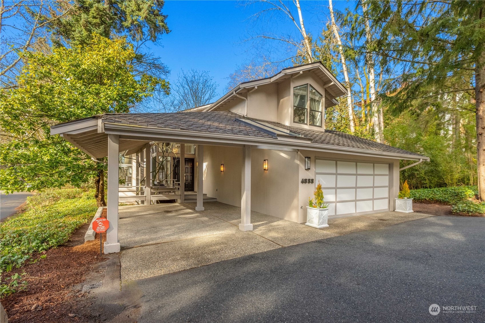 Property Photo:  4888 Forest Avenue SE  WA 98040 