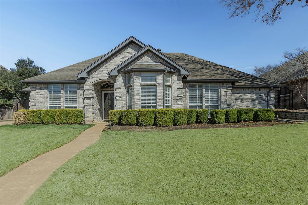 Property Photo: 6711 Landover Hills Lane TX 76017