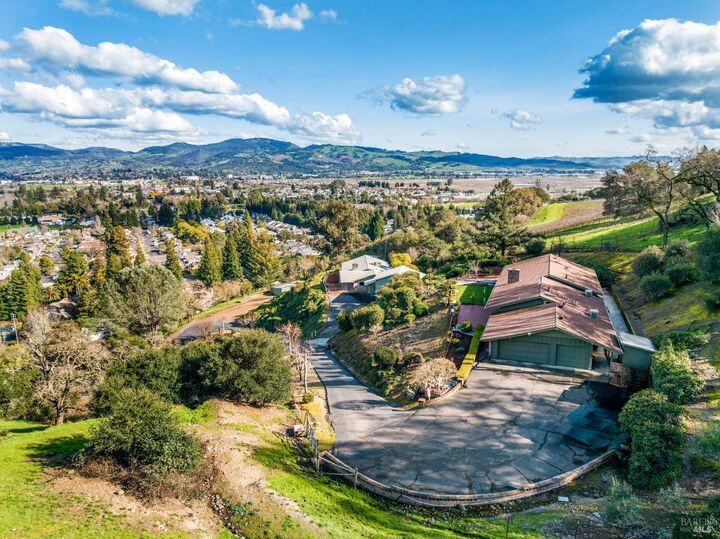 Property Photo:  631 Casswall Street  CA 94558 