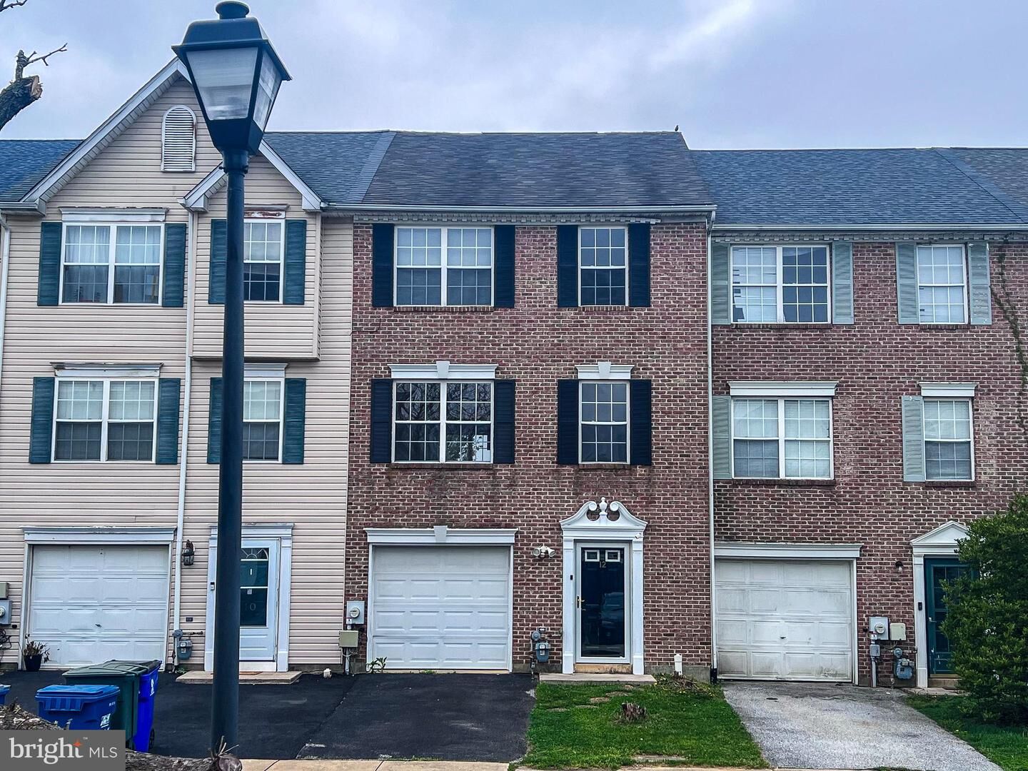 Property Photo:  12 Castle Way  DE 19701 