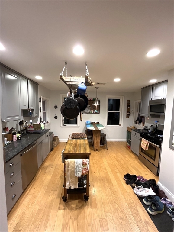 Property Photo: 9 York Ave. 9 MA 02472