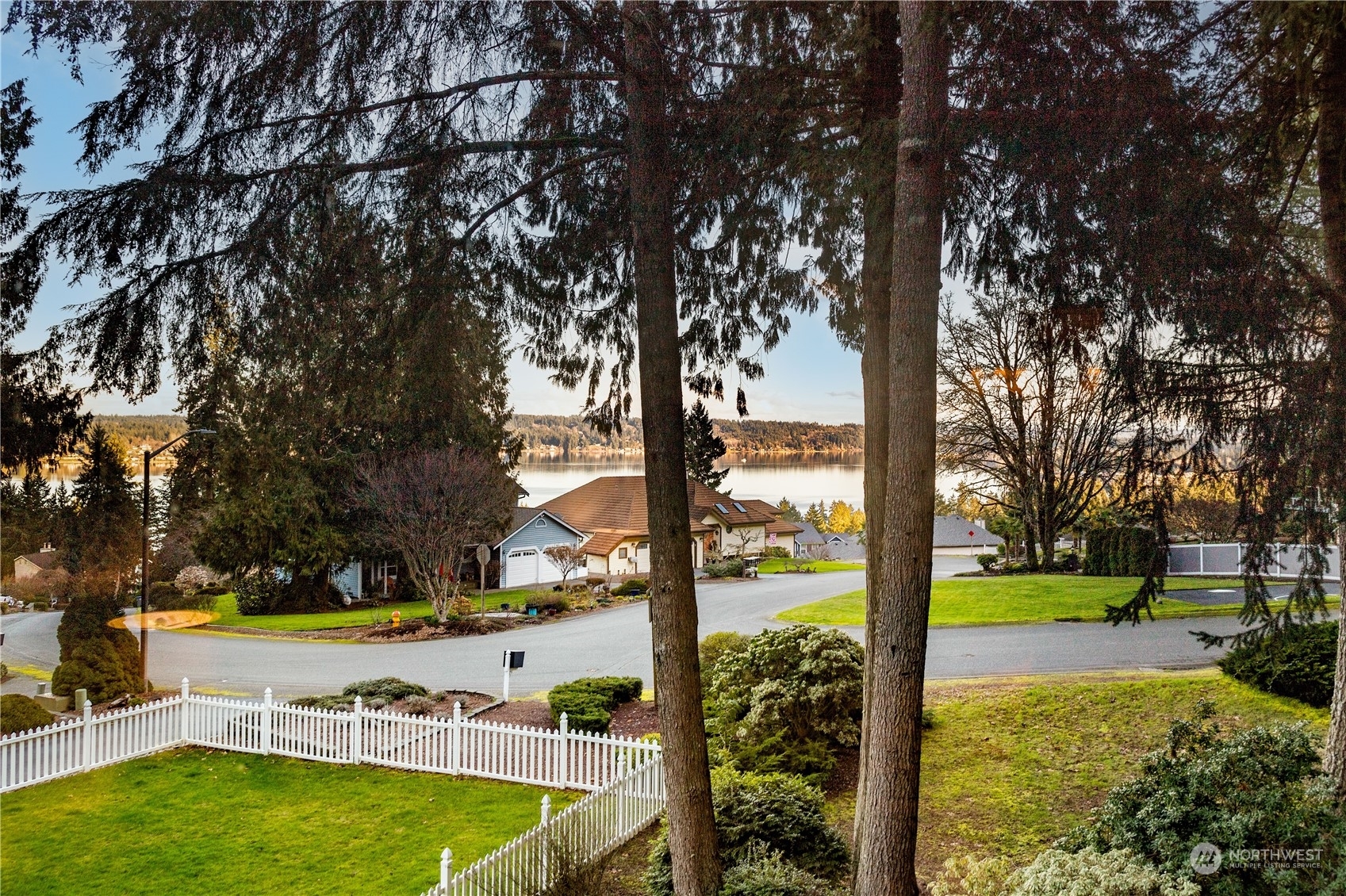 4900 NW Terrace View Drive  Bremerton WA 98312 photo