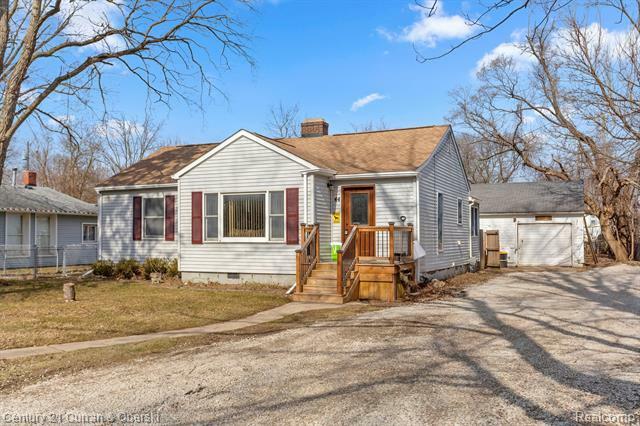 Property Photo:  44 Chaney Street  MI 48111 