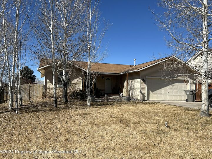 891 Redtail Lane  Silt CO 81652 photo
