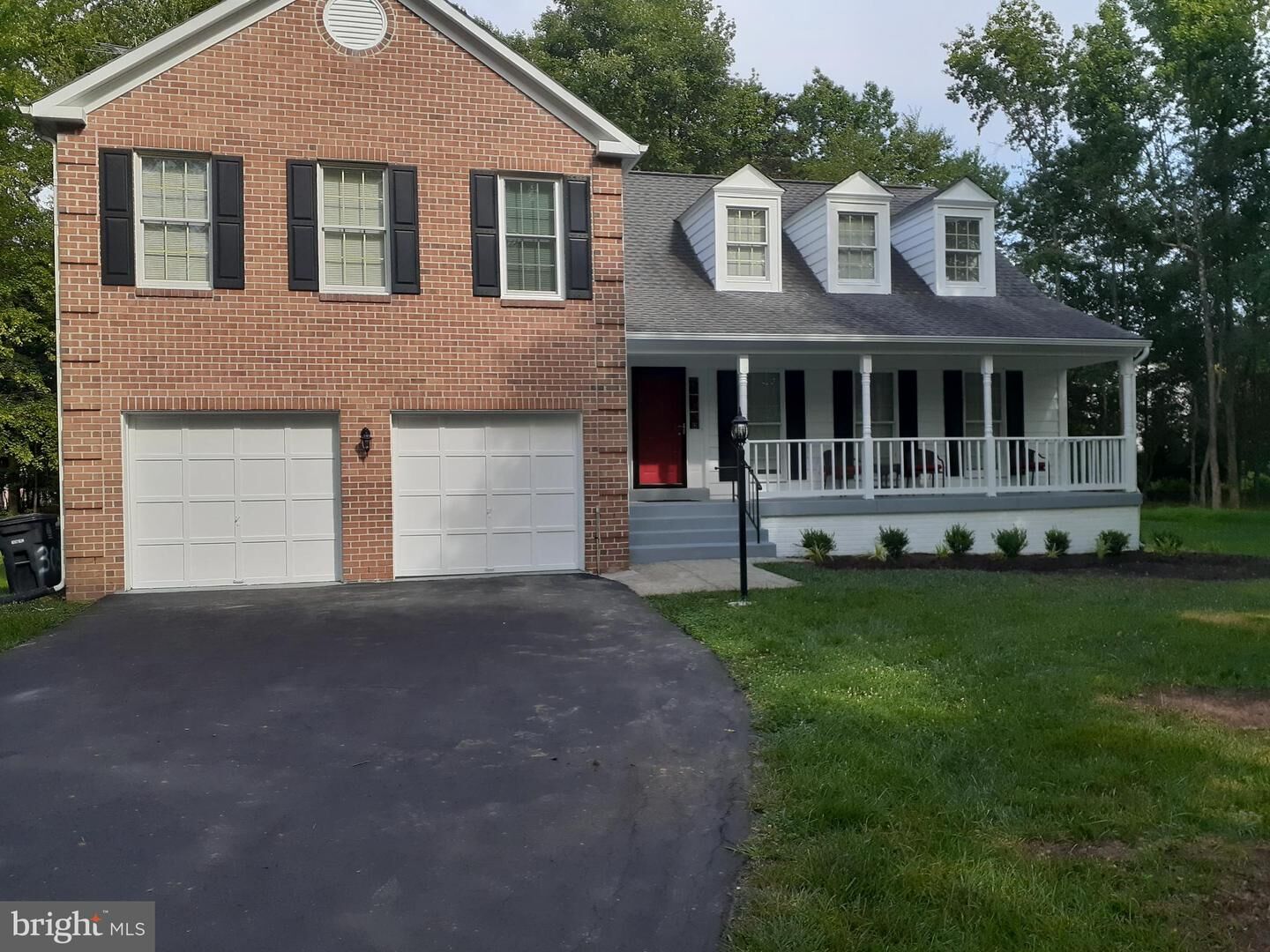 Property Photo:  305 Battersea Lane  MD 20744 