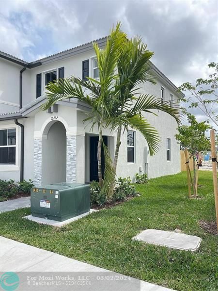 Property Photo:  16262 SW 292nd St  FL 33033 