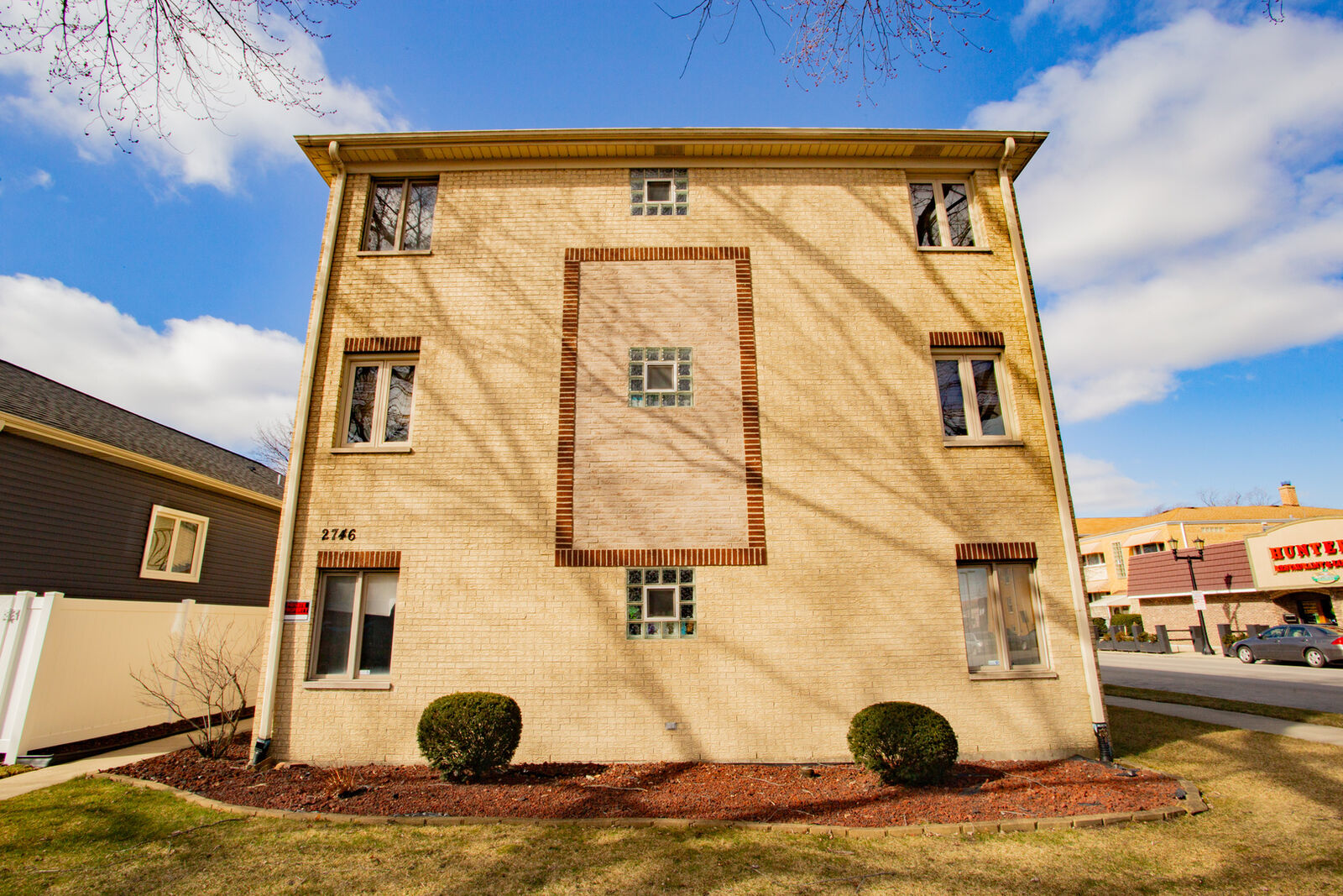 Property Photo: 2746 N 72nd Court 3W IL 60707