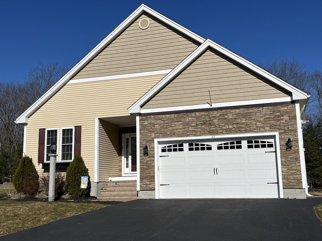 Property Photo:  47 Old Mill Circle  MA 01473 