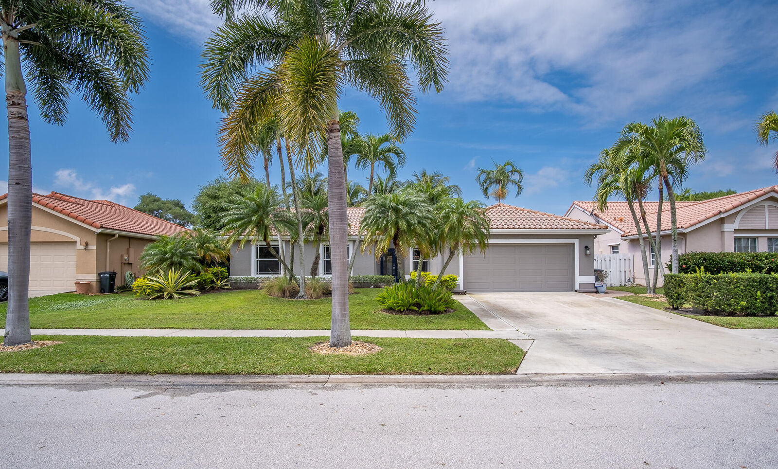 Property Photo:  8853 Jaspers Drive  FL 33472 