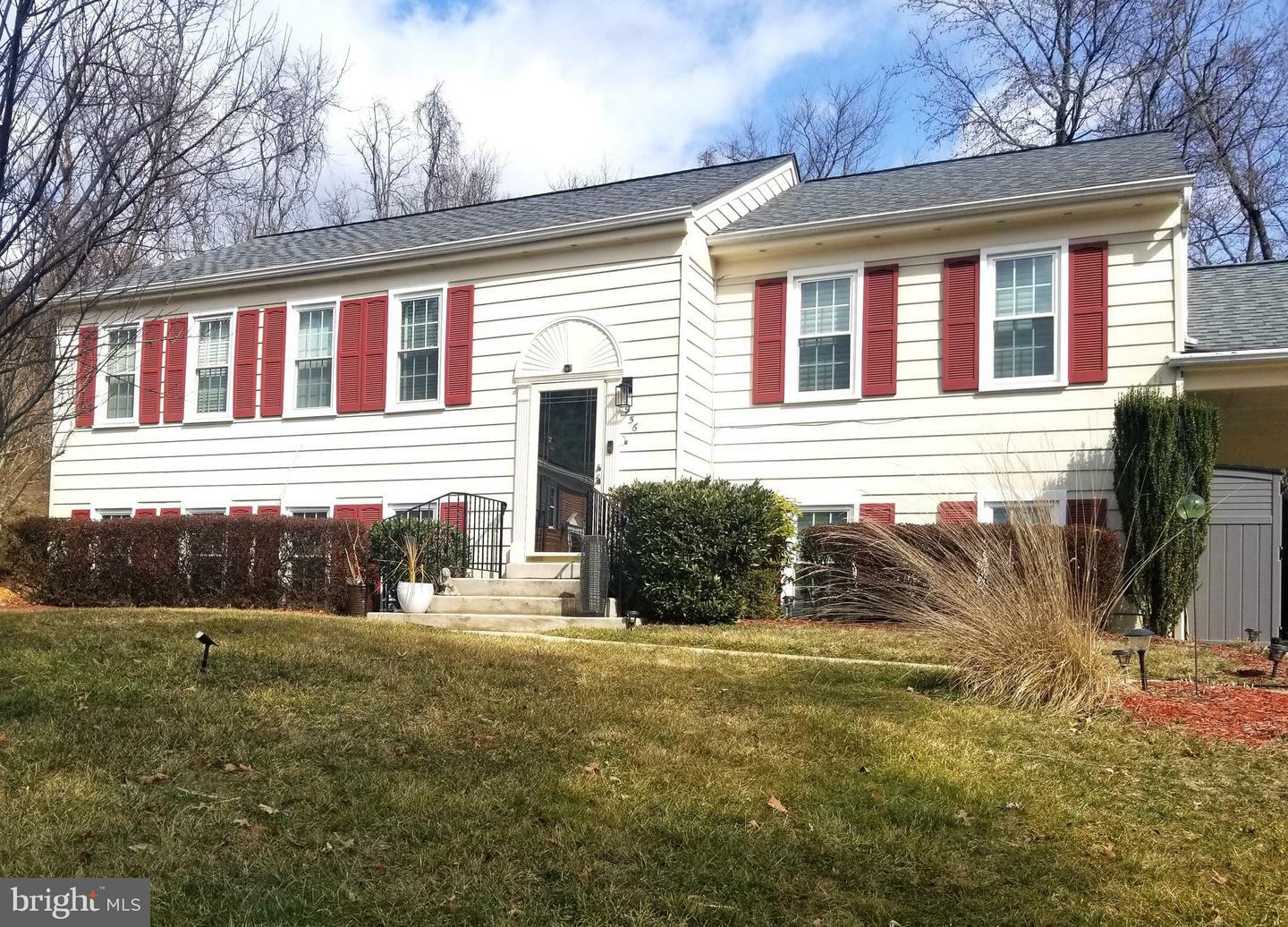 Property Photo: 4956 Fox Grape Terrace MD 21044