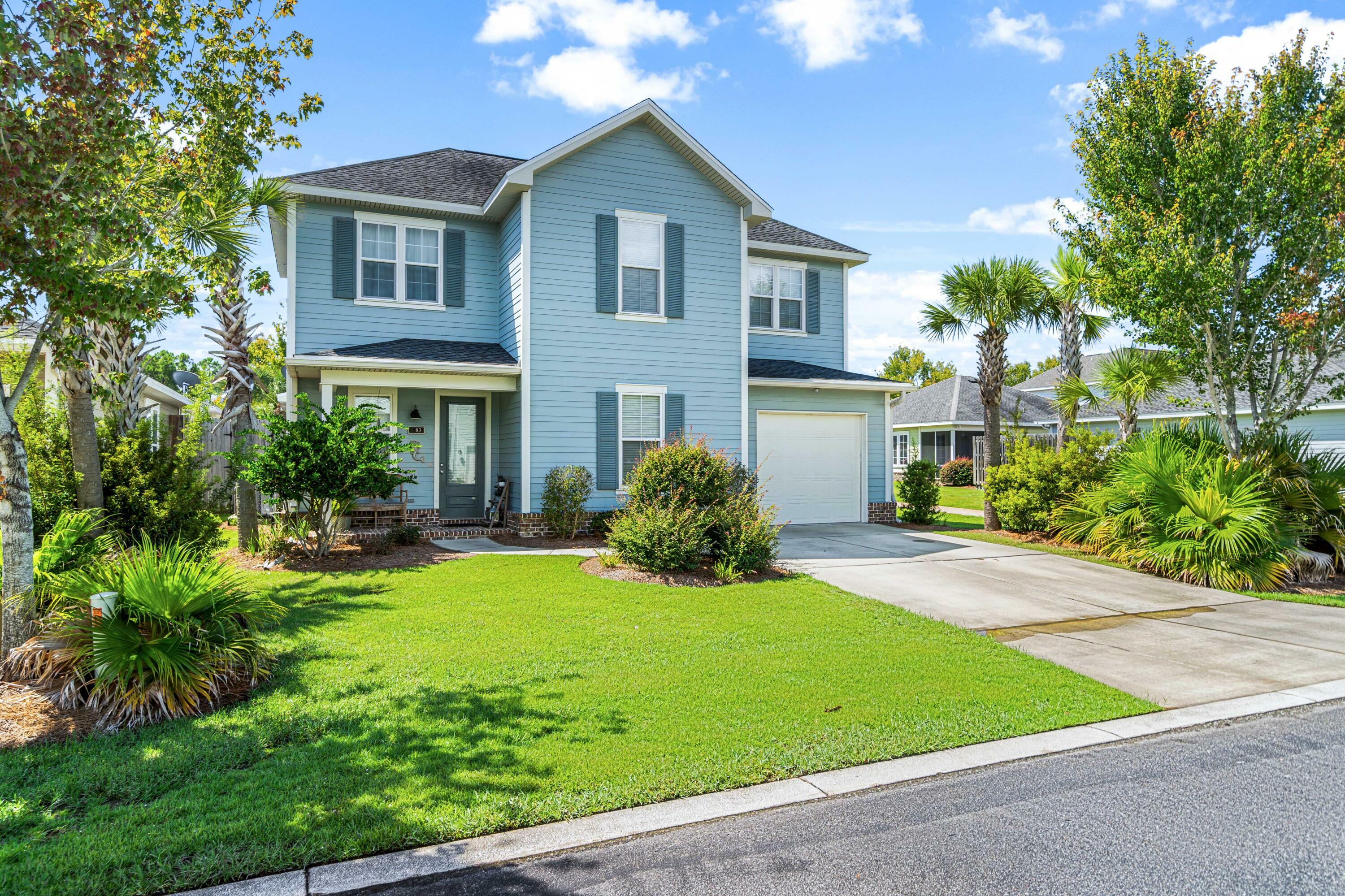Property Photo: 83 Hatton Court FL 32459
