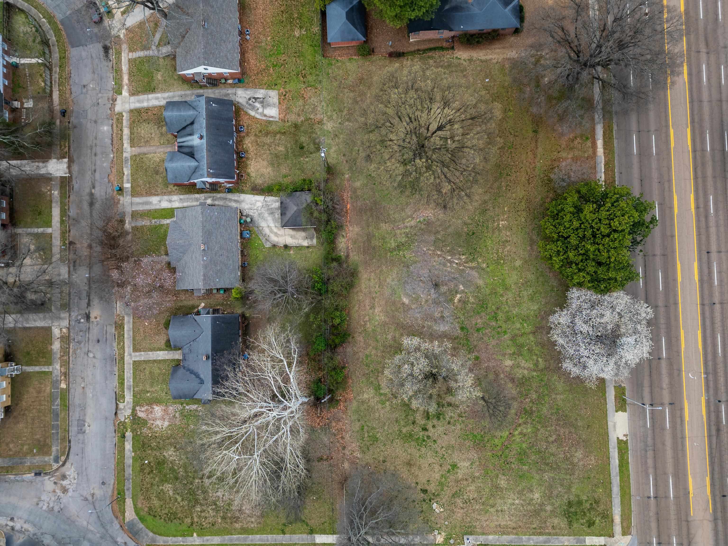 Property Photo:  2397 Union Ave  TN 38112 