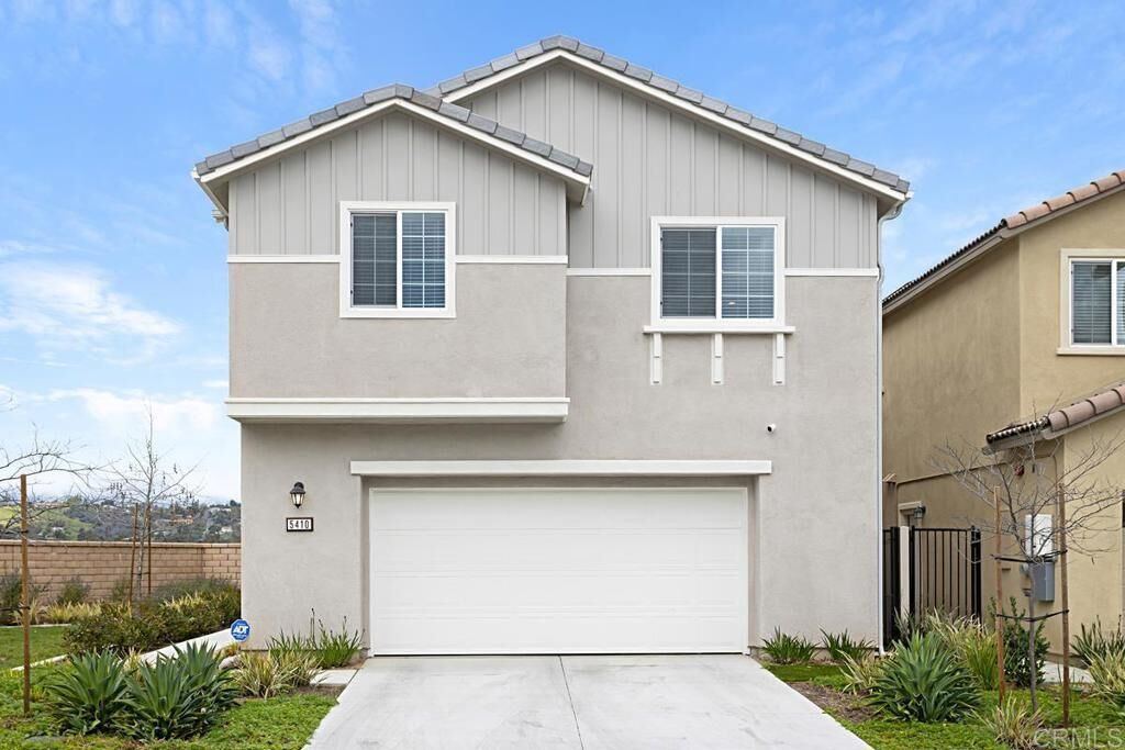 Property Photo:  5410 Luna Way  CA 92003 
