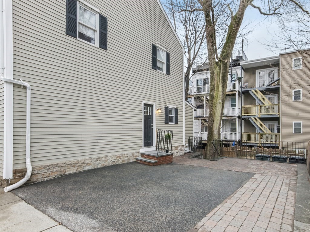 Property Photo: 273 Dorchester St MA 02127