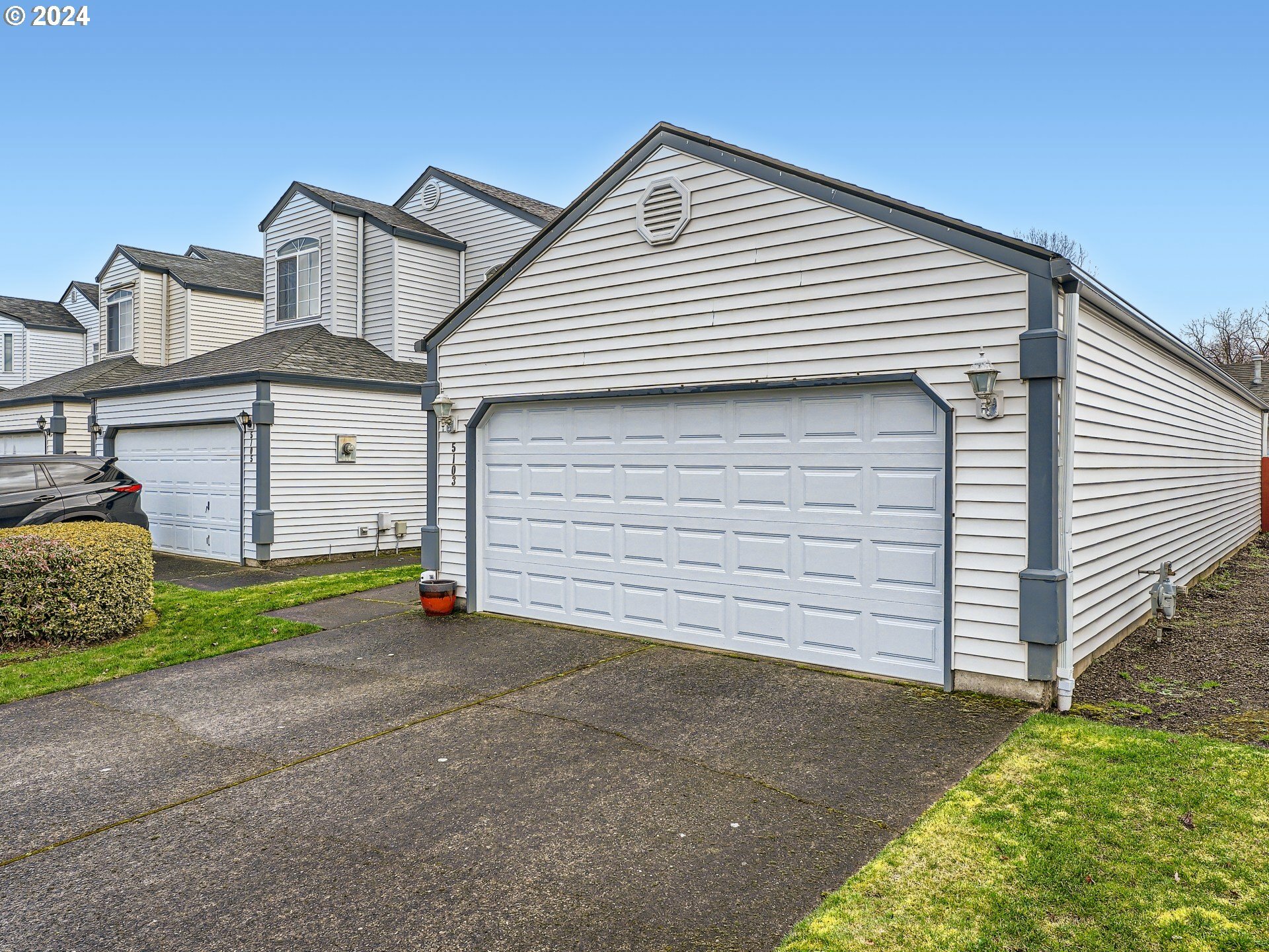 Property Photo:  5103 NE 77th Ave  WA 98662 