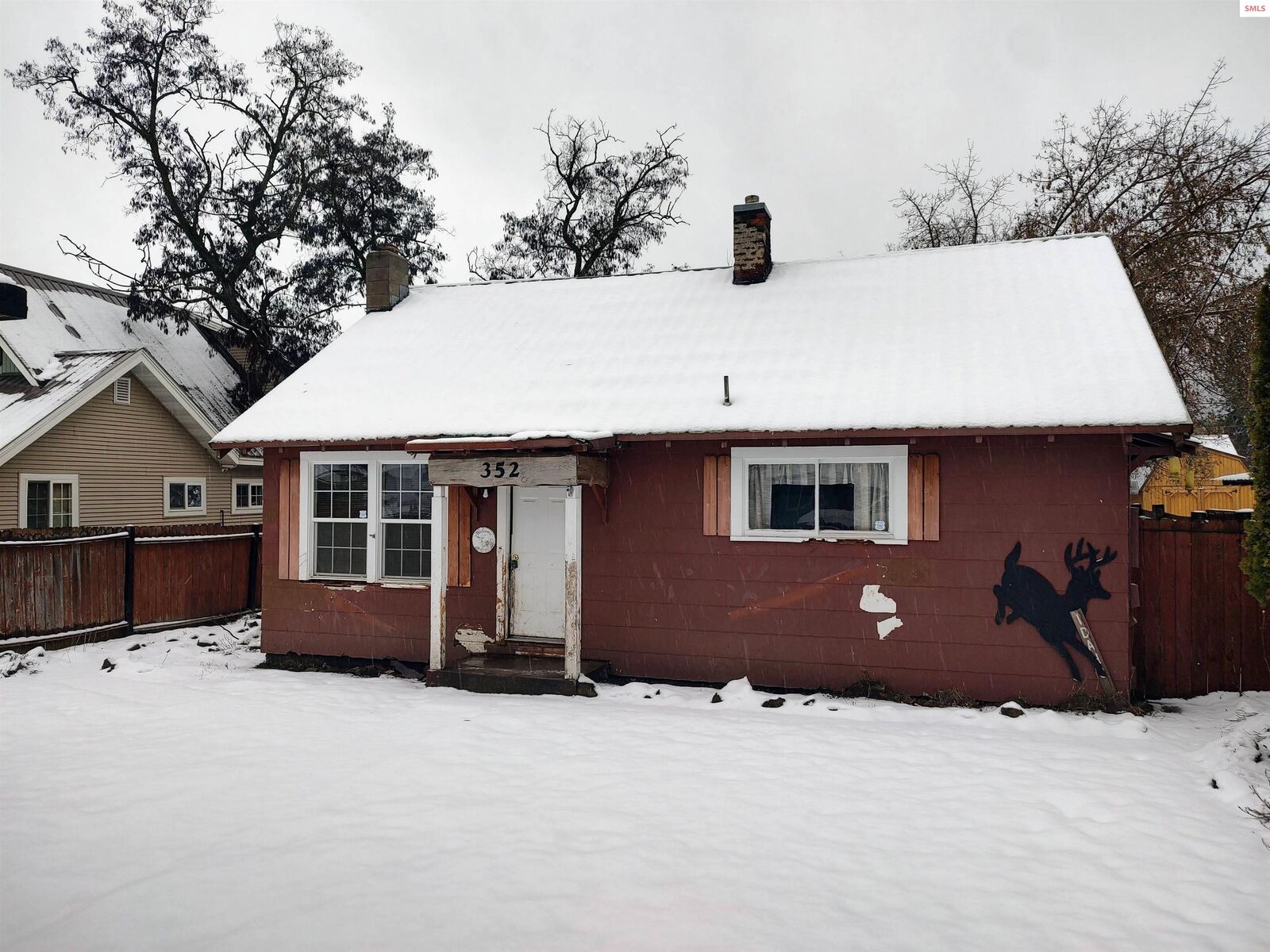 Property Photo:  352 E Lincoln Ave  ID 83856 