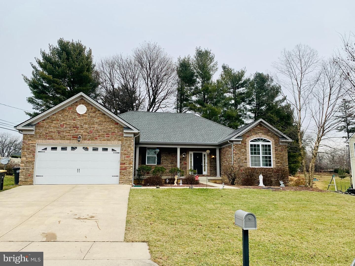 Property Photo: 1141 N Arch Street PA 18104