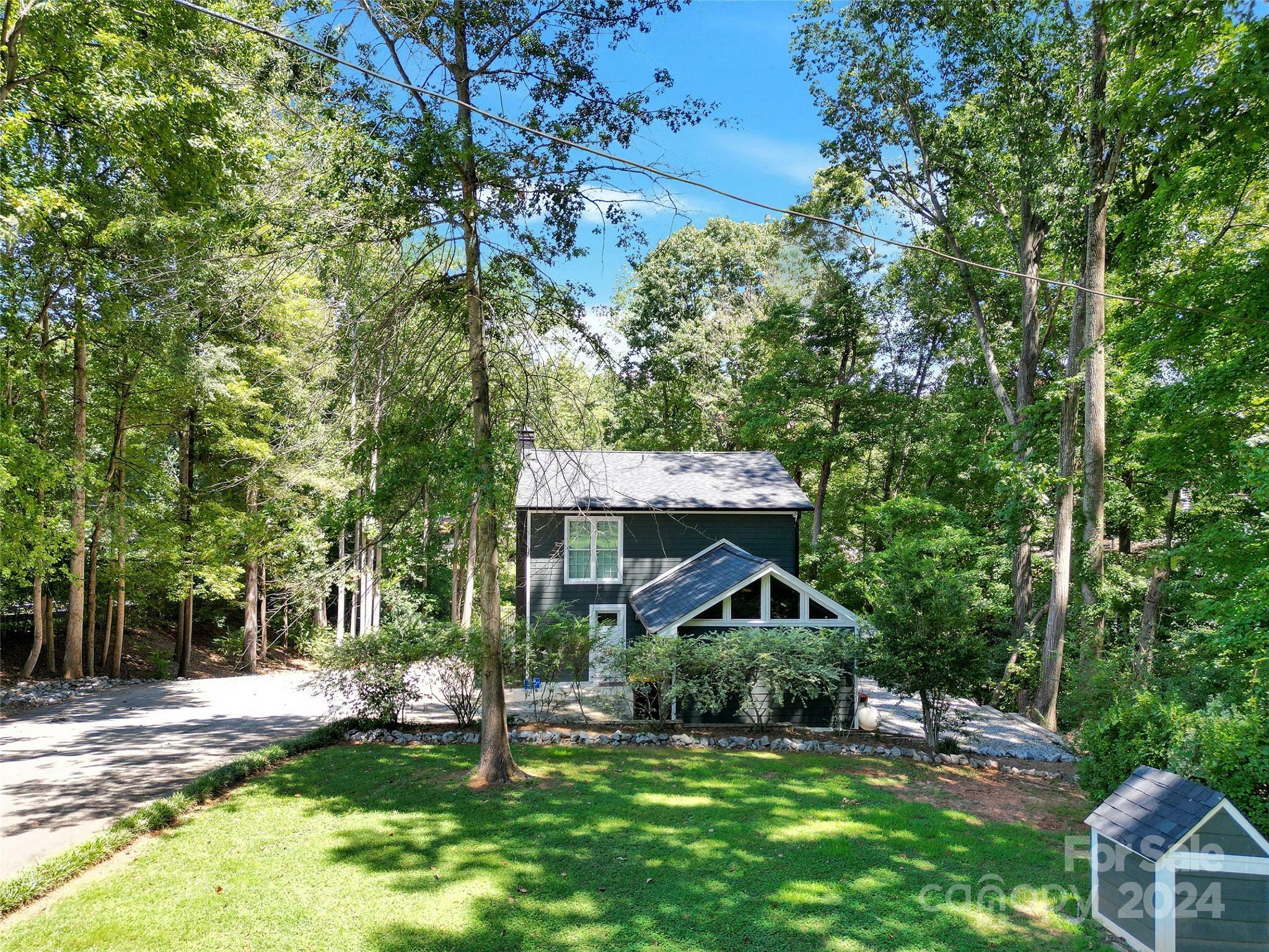 Property Photo:  8050 Lakeview Drive  NC 28037 