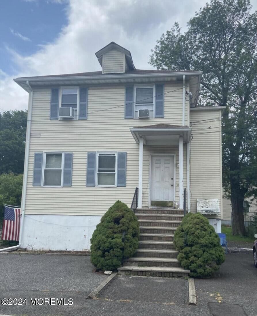 Property Photo:  942 Edwin Street  NJ 08902 