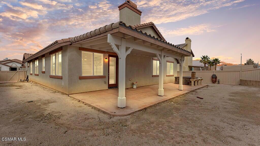 Property Photo:  44058 Coral Drive  CA 93536 