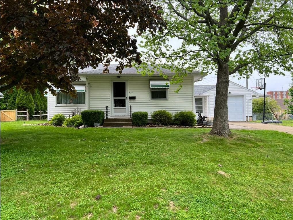 Property Photo:  620 Smith Rd  OH 44805 