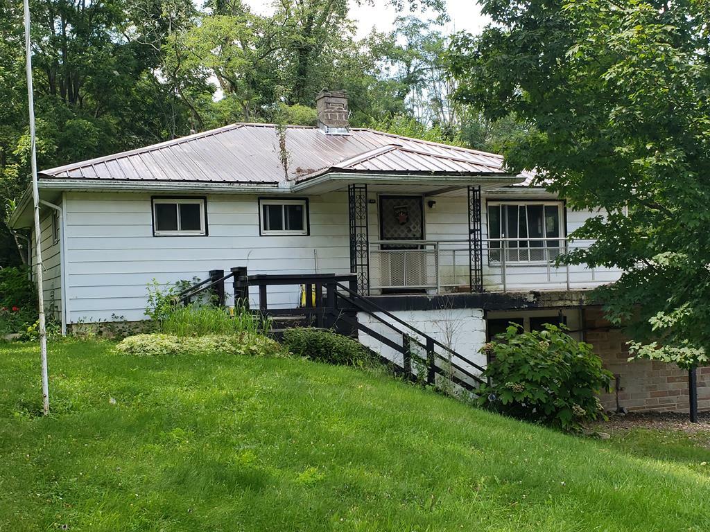 Property Photo:  1312 Twp Rd 13  OH 44287 