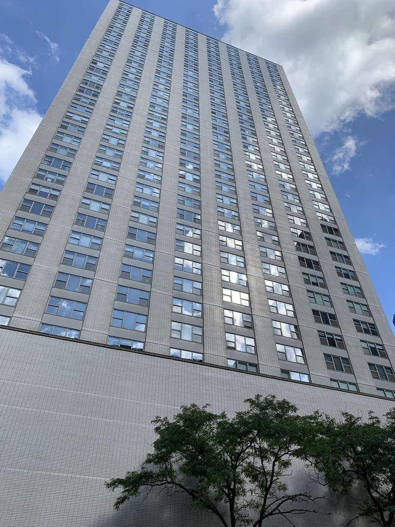 Property Photo: 777 N Michigan Avenue 800 IL 60611
