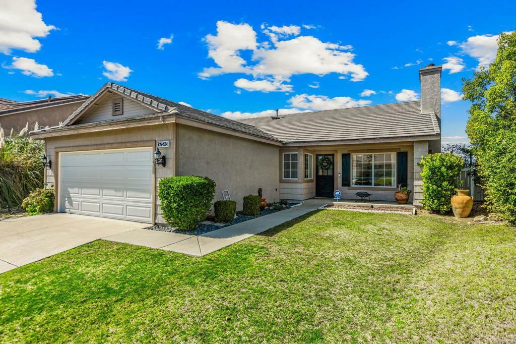 Property Photo: 27543 Acorn Drive CA 92883