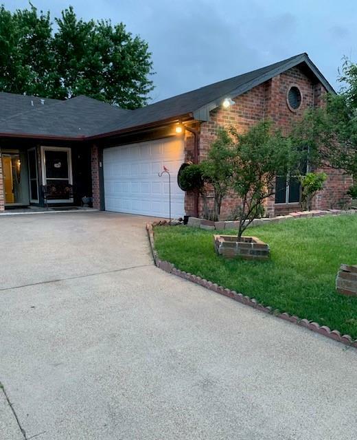 Property Photo:  1504 Bandera Drive  TX 76018 