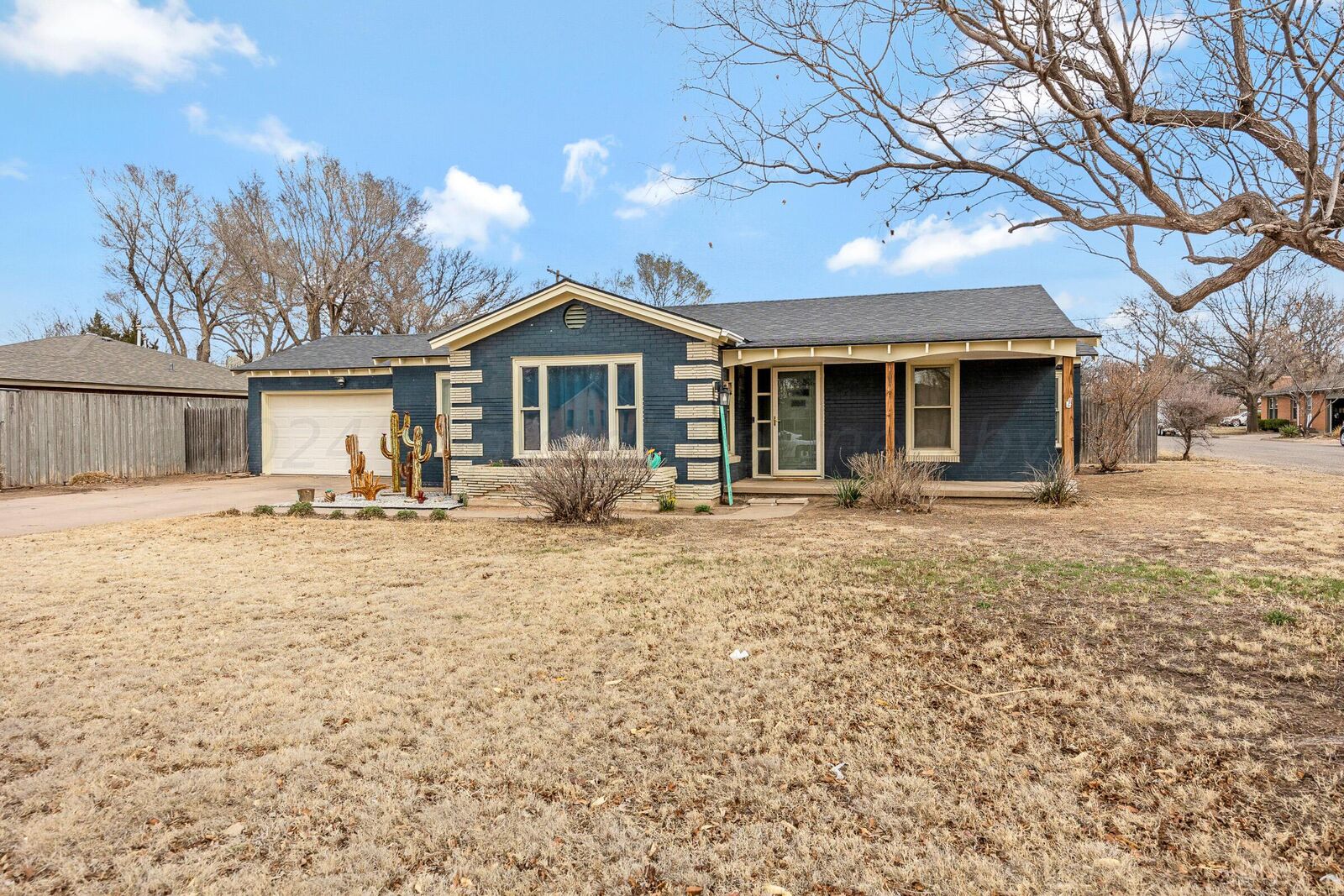 Property Photo: 3415 S Rusk Street TX 79109