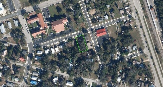 Property Photo:  421 Nasturtium Avenue  FL 33870 