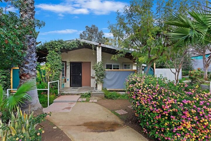 Property Photo:  10111 Cook Avenue  CA 92503 